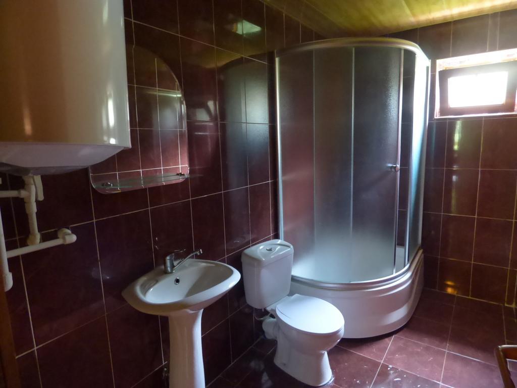 Hotel Hatsvali Mestia Pokoj fotografie