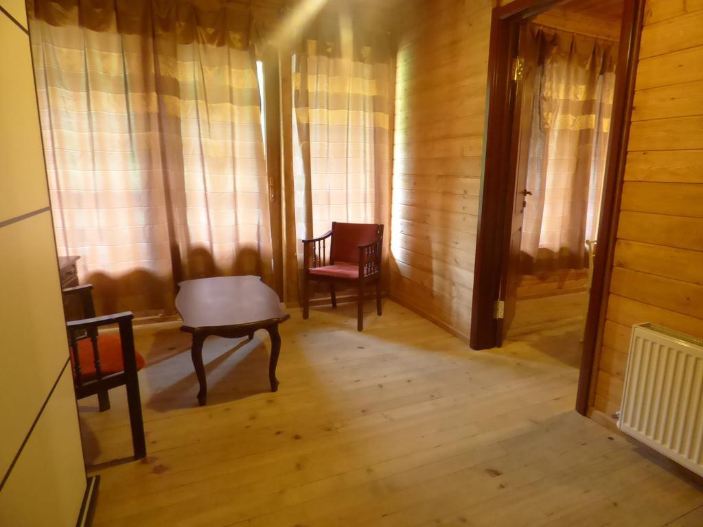 Hotel Hatsvali Mestia Pokoj fotografie