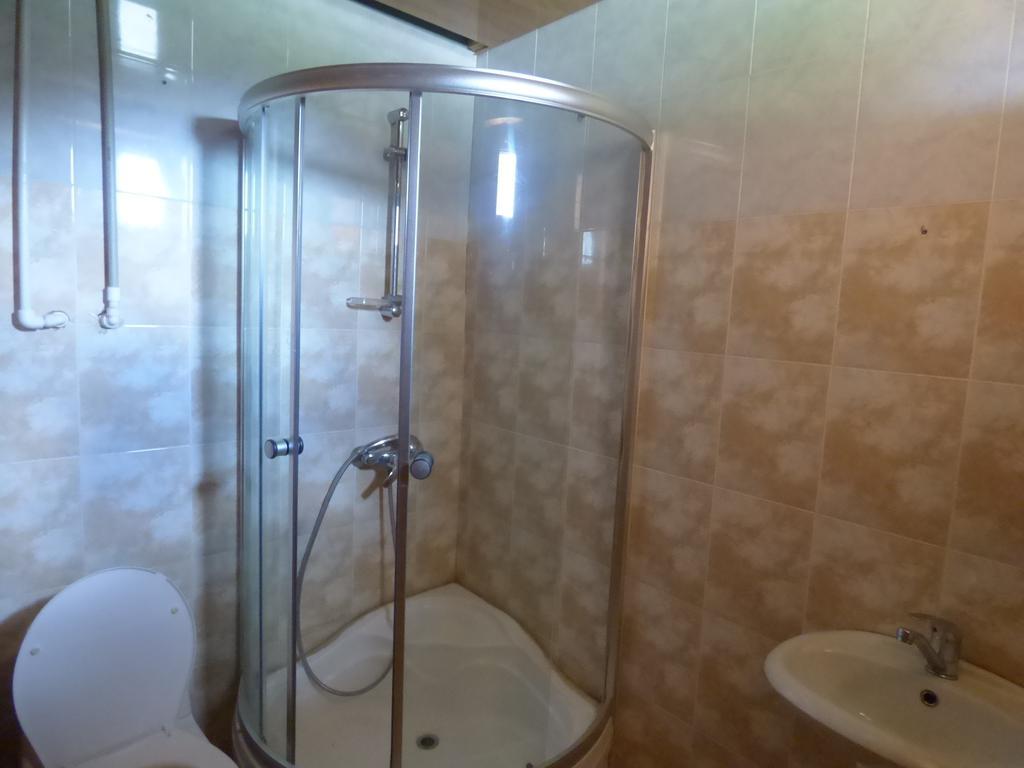 Hotel Hatsvali Mestia Pokoj fotografie